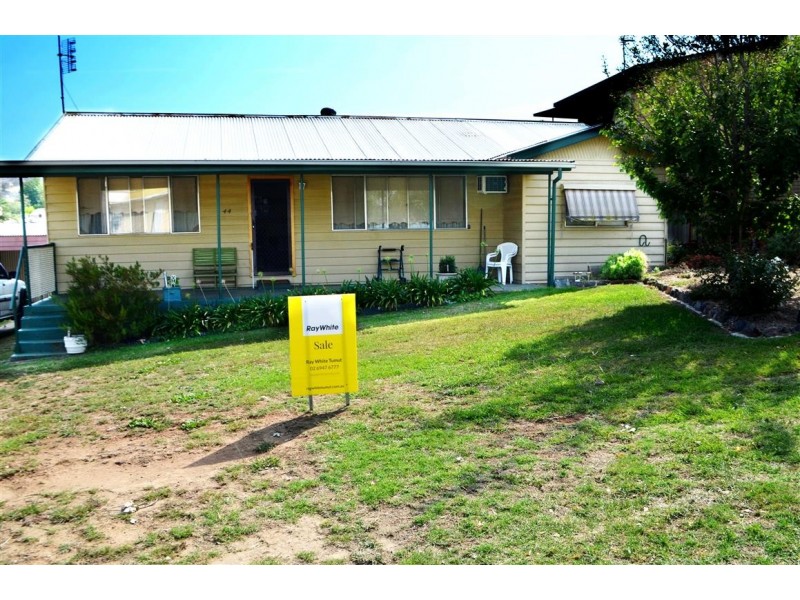 44 Lockhart Street, Adelong NSW 2729