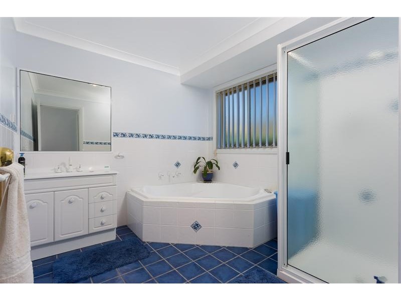 16 Mountford Street, Tumut NSW 2720