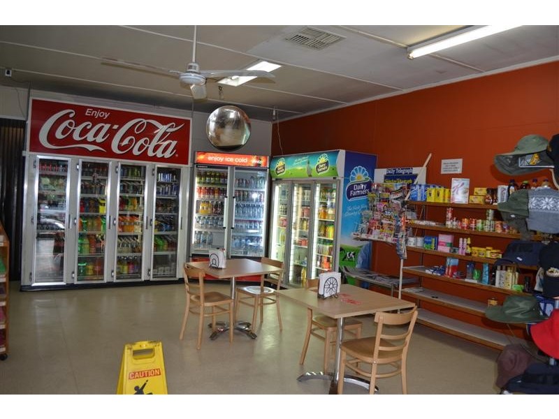 46 Adelong Road, Tumut NSW 2720