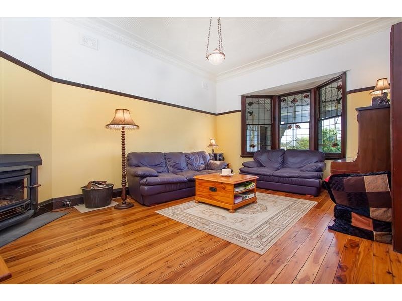 729 Grahamstown Road,, Adelong NSW 2729