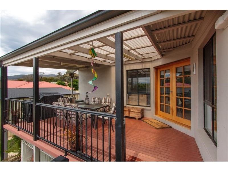 8 Harris Street, Tumut NSW 2720