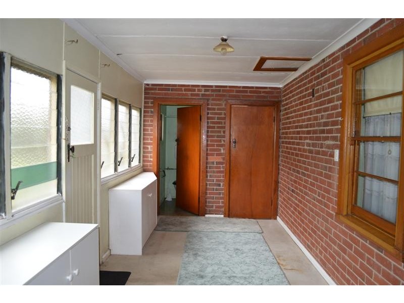 9 Capper Street, Tumut NSW 2720