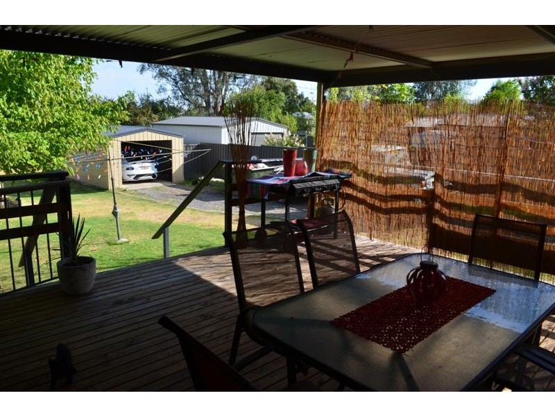 83 Clarke Street, Tumut NSW 2720