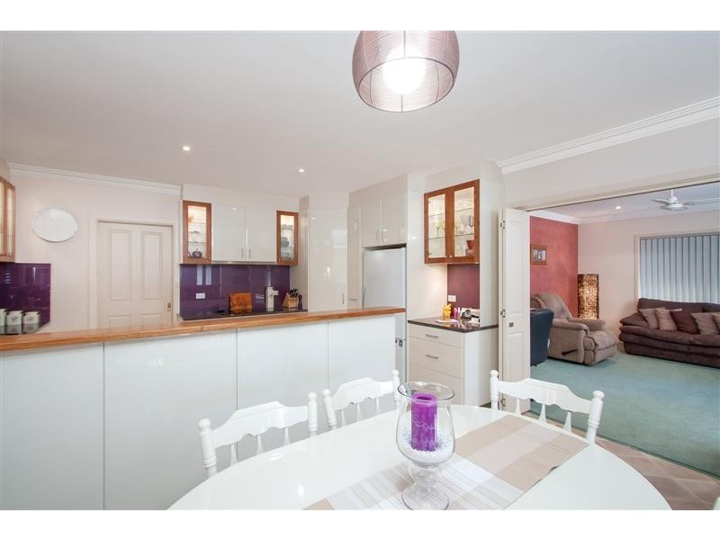 5 Blowering Road, Tumut NSW 2720