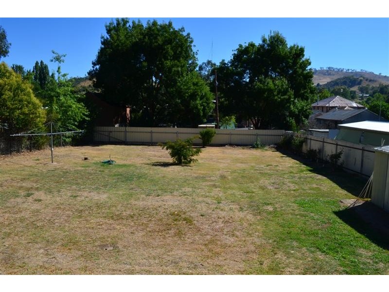 56 Lockhart Street, Adelong NSW 2729
