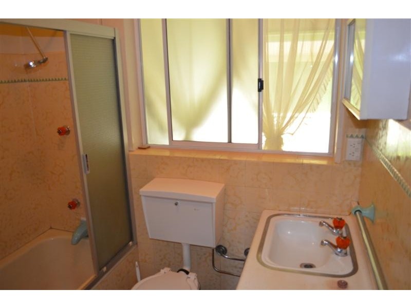 43 Richmond Street, Tumut NSW 2720