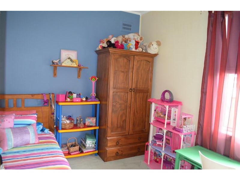 108 Russell Street, Tumut NSW 2720