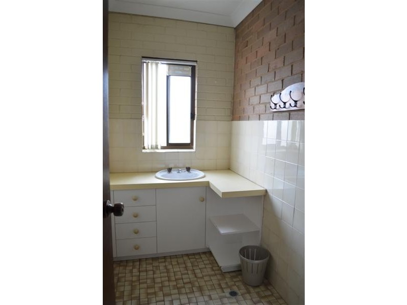 62 Russell Street, Tumut NSW 2720