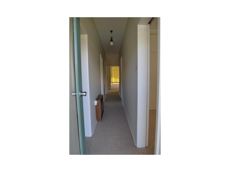 170 Wynyard Street, Tumut NSW 2720