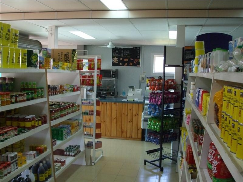 177 Capper Street, Tumut NSW 2720