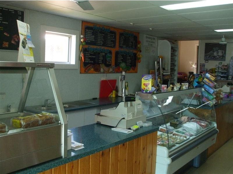 177 Capper Street, Tumut NSW 2720