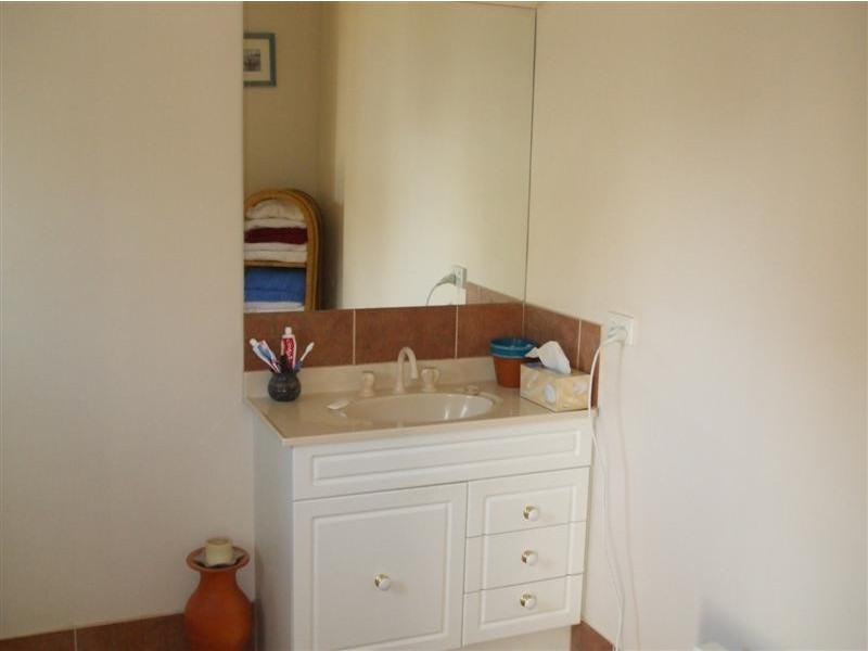 177 Capper Street, Tumut NSW 2720