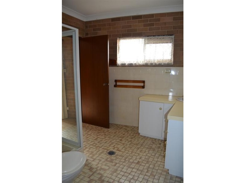 62 Russell Street, Tumut NSW 2720