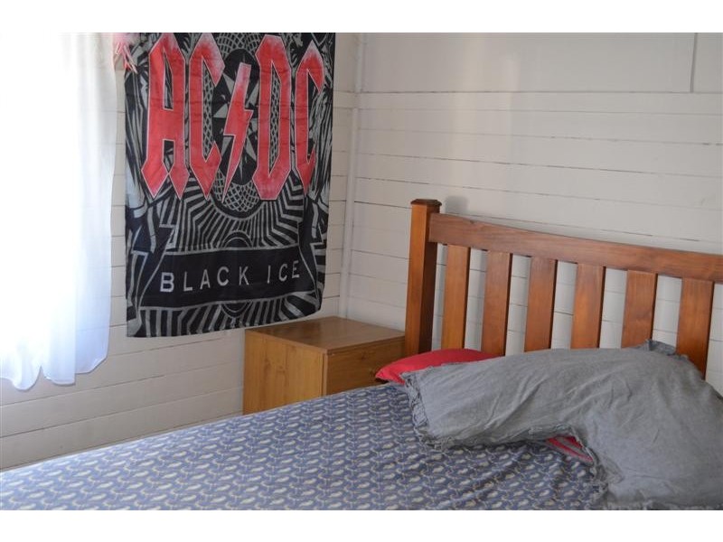 100 Russell Street, Tumut NSW 2720