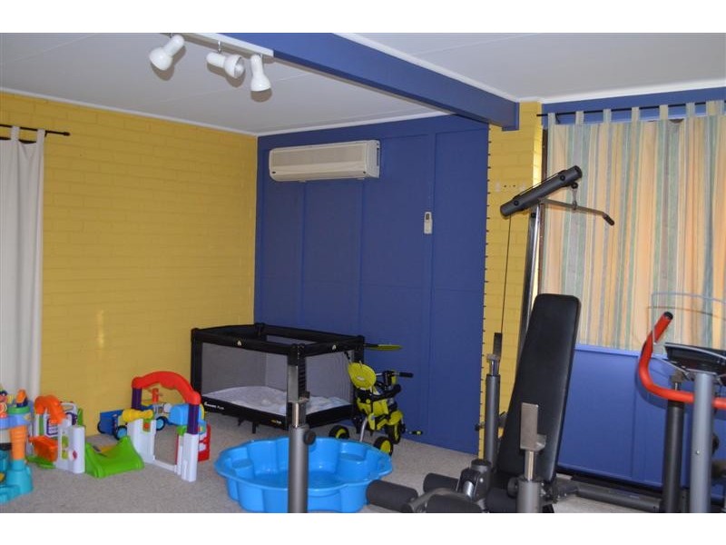 20 Kirra Street, Tumut NSW 2720