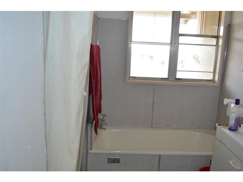 23 Kinred Street, Tumut NSW 2720