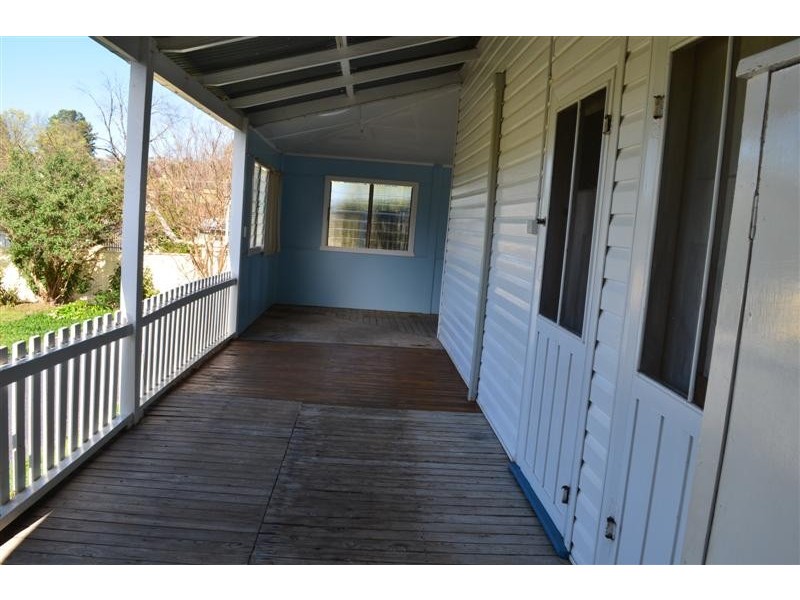 48 Lynch Street, Adelong NSW 2729