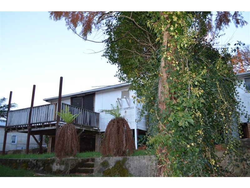 2245 Batlow Road, Laurel Hill NSW 2649