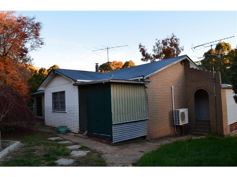 2245 Batlow Road, Laurel Hill NSW 2649