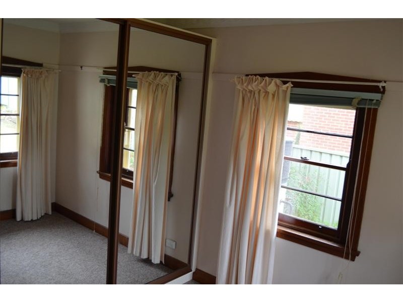 1 Clunie Avenue, Tumut NSW 2720