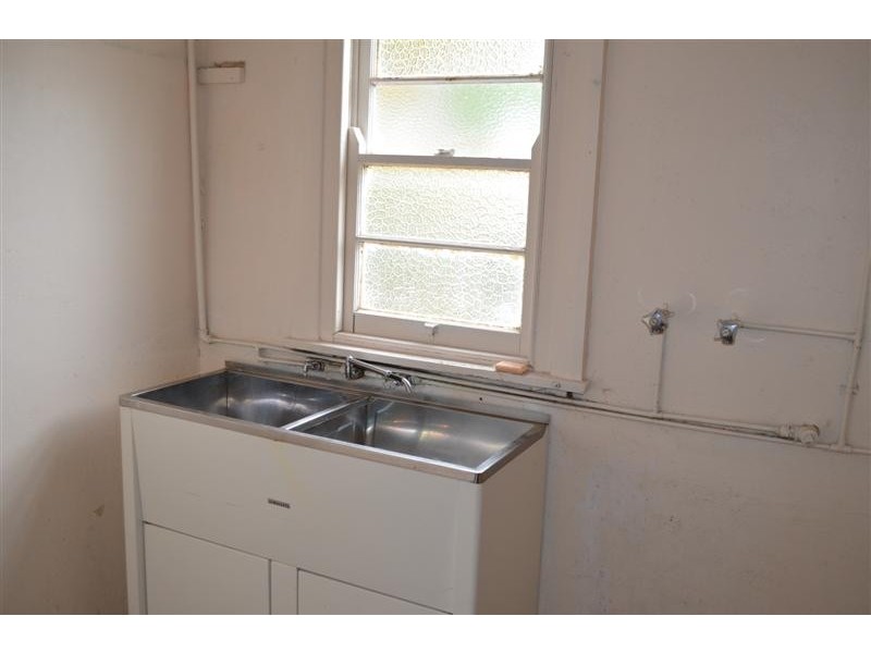 1 Clunie Avenue, Tumut NSW 2720