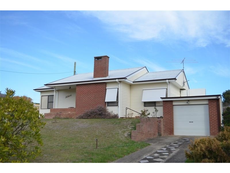 105 Tumut Street, Adelong NSW 2729