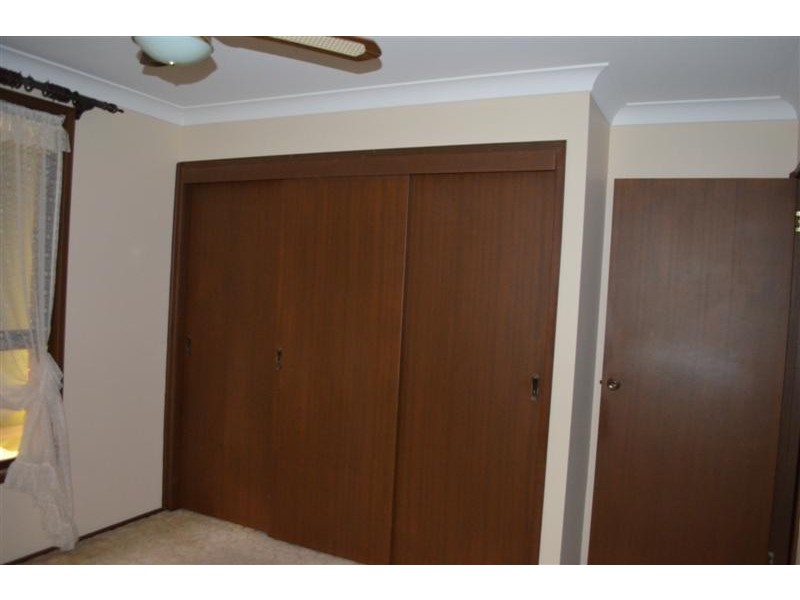 74 Sydney Street, Tumut NSW 2720