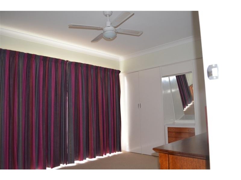 12 Broughton Street, Tumut NSW 2720