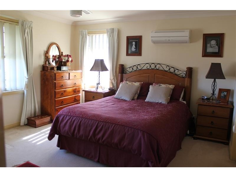 2 Coolamine Circuit, Tumut NSW 2720