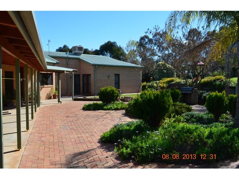 7 Hargreaves Close, Tumut NSW 2720
