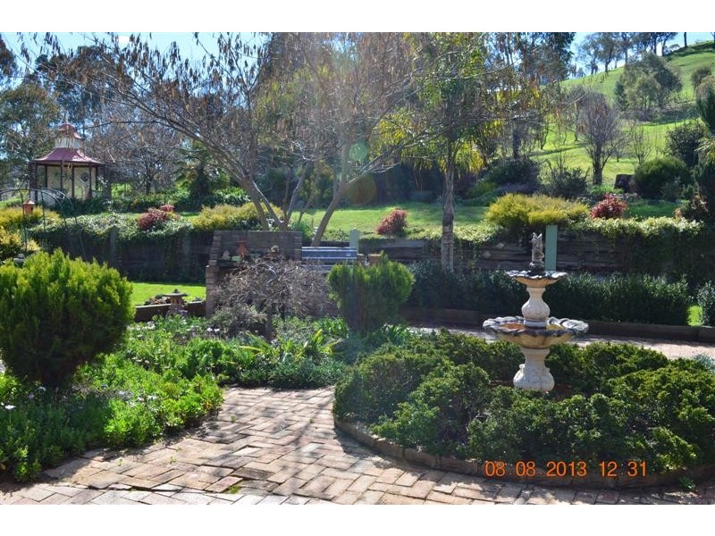 7 Hargreaves Close, Tumut NSW 2720