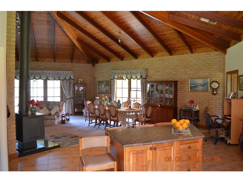 7 Hargreaves Close, Tumut NSW 2720