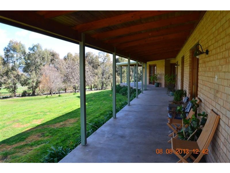 7 Hargreaves Close, Tumut NSW 2720