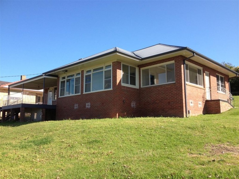 73 Lambie Street, Tumut NSW 2720