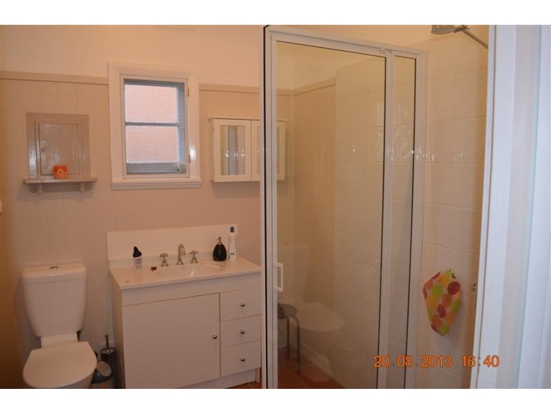 2 Beale Street, Tumut NSW 2720