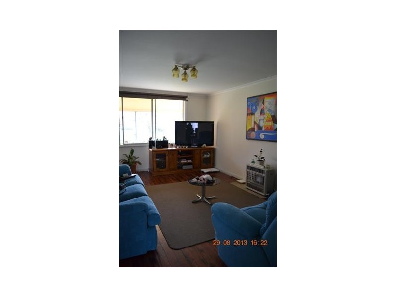 80 Broughton Street, Tumut NSW 2720
