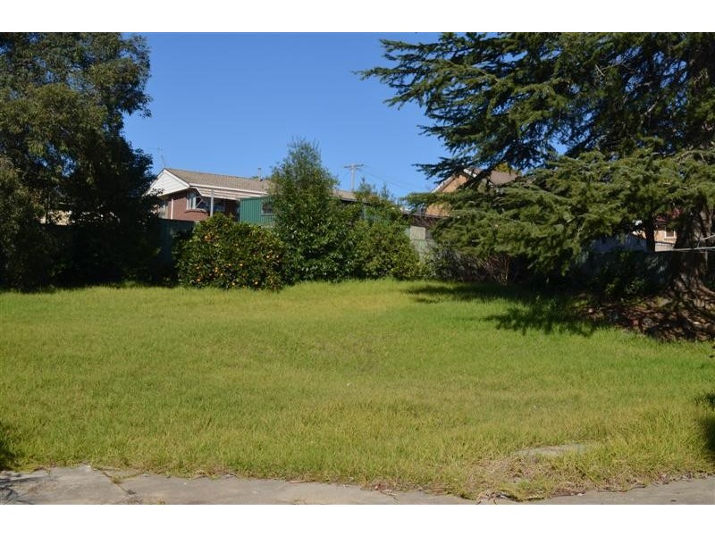 66 Merivale Street, Tumut NSW 2720
