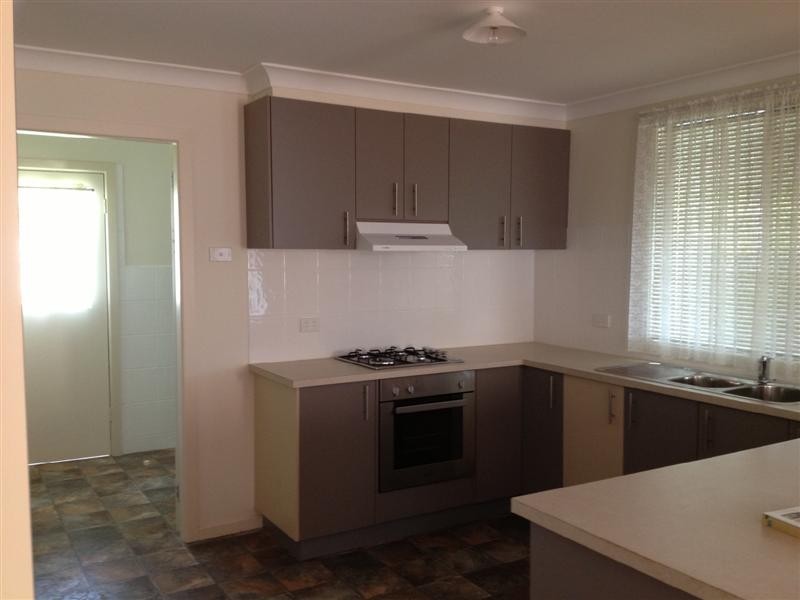 15 Bogong Ave, Tumut NSW 2720