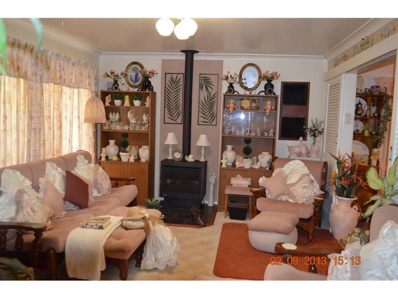 2 Vyner Street, Tumut NSW 2720