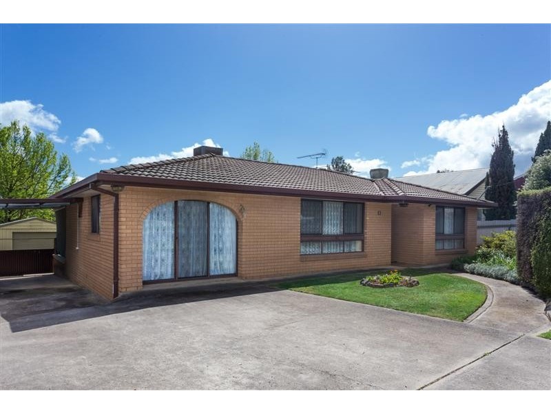 13 Tumut Street, Tumut NSW 2720