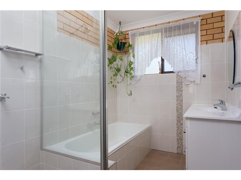 13 Tumut Street, Tumut NSW 2720