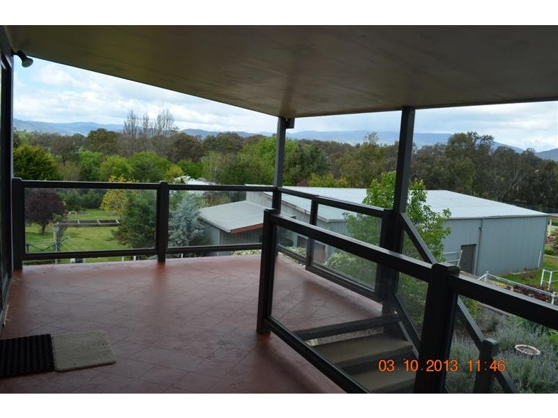 8 Bundarra Crescent, Tumut NSW 2720