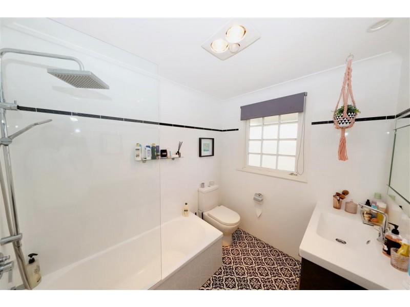 31 Capper Street, Tumut NSW 2720