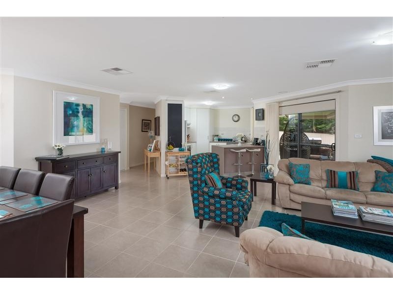 9 King Place, Tumut NSW 2720