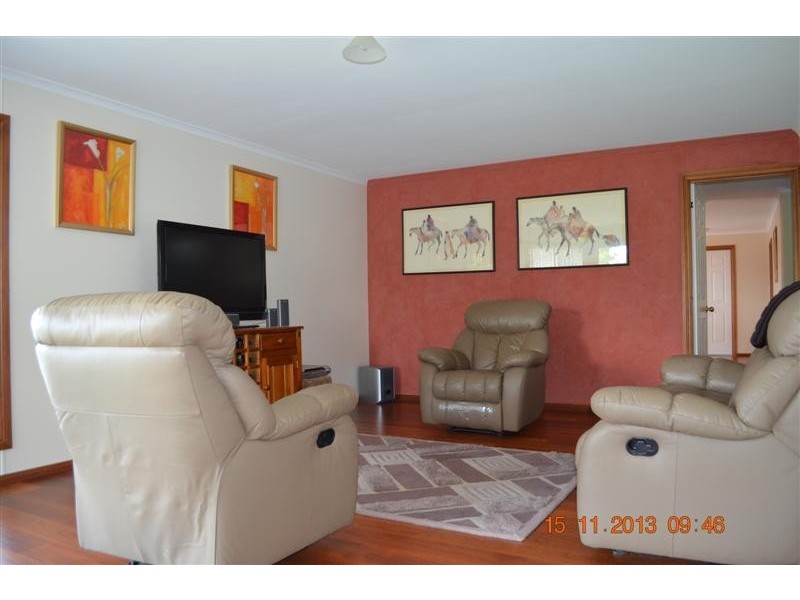 103 Lambie Street, Tumut NSW 2720