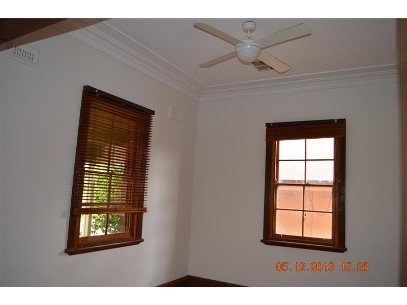 14 Clarke Street, Tumut NSW 2720