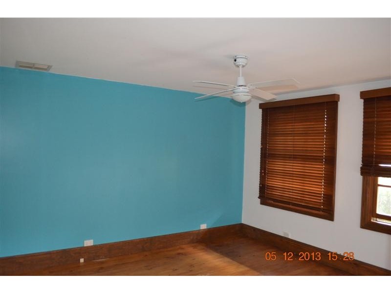 14 Clarke Street, Tumut NSW 2720