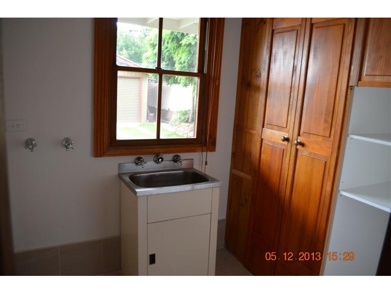 14 Clarke Street, Tumut NSW 2720