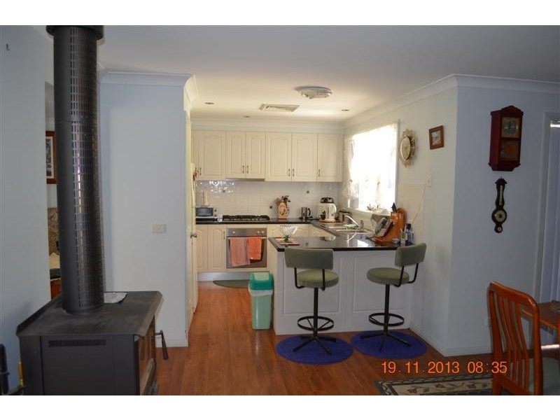 10 Fairway Drive, Tumut NSW 2720