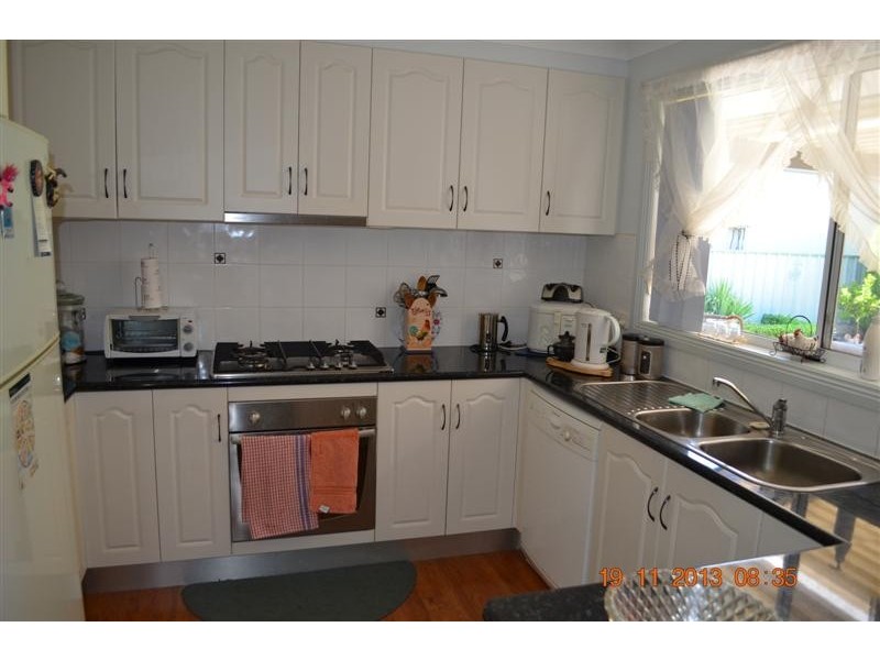 10 Fairway Drive, Tumut NSW 2720